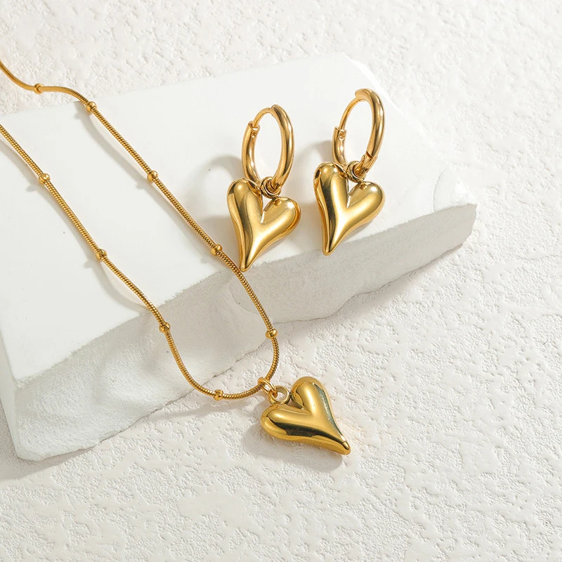 EILIECK – ensemble collier et boucles d'oreilles en forme de cœur en acier inoxydable 316L pour femmes, ensemble de bijoux tendance plaqué or 18 carats, étanche, cadeau pour dames