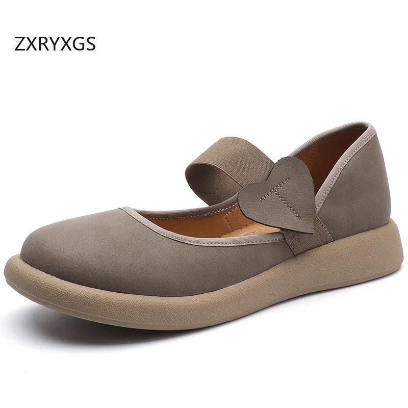 ZXRYXGS Retro Style Grandma Shoes Women Flats 2024 Spring Round Toe Wide Foot Large Size Mom Shoes Comfort Soft Sole Flat Shoes