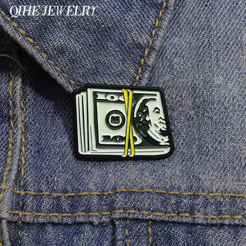 

Creative Money Shape Brooch Golf Ball Decoration Enamel Pin Funny Decorate Brooch Backpack Lapel Badge Jewelry Gift for Friends