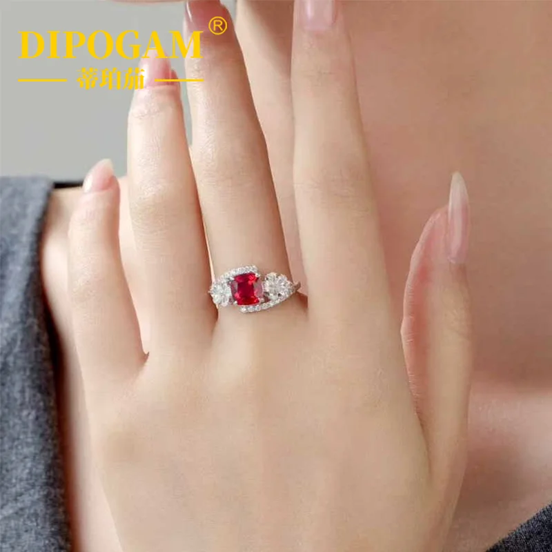 

Sakura Pigeon Blood Red Cultivated Gem 2 Carat Colorful Diamond Ring for Women Unique Design S925 Silver Index Finger Ring