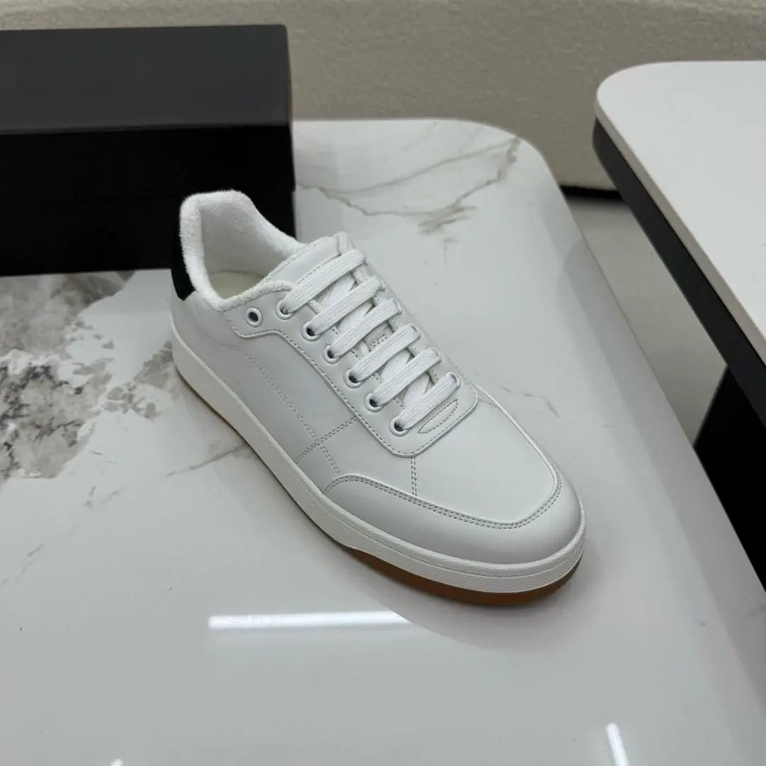 Unisex Low Top Skate Sneakers White Leather Casual Shoes Black Heel Patch Gum Sole Fashion Daily Walking Footwear