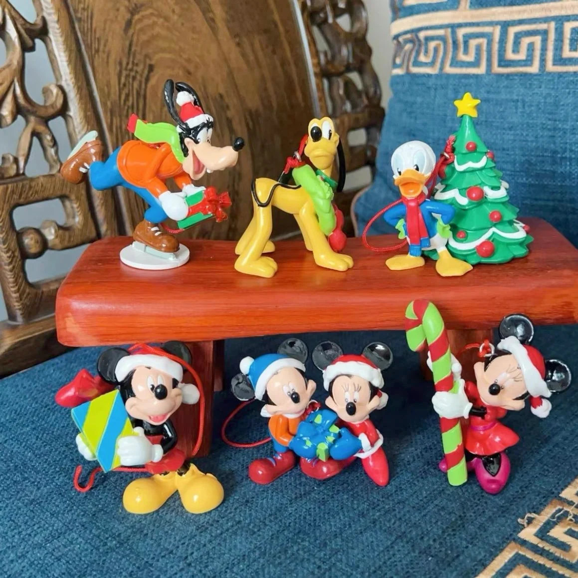 6Pcs/Set Disney Mickey Mouse Minnie Goofy Plut Donald Duck Daisy Christmas Series Anime Model Toy Collection Ornaments Xmas Gift