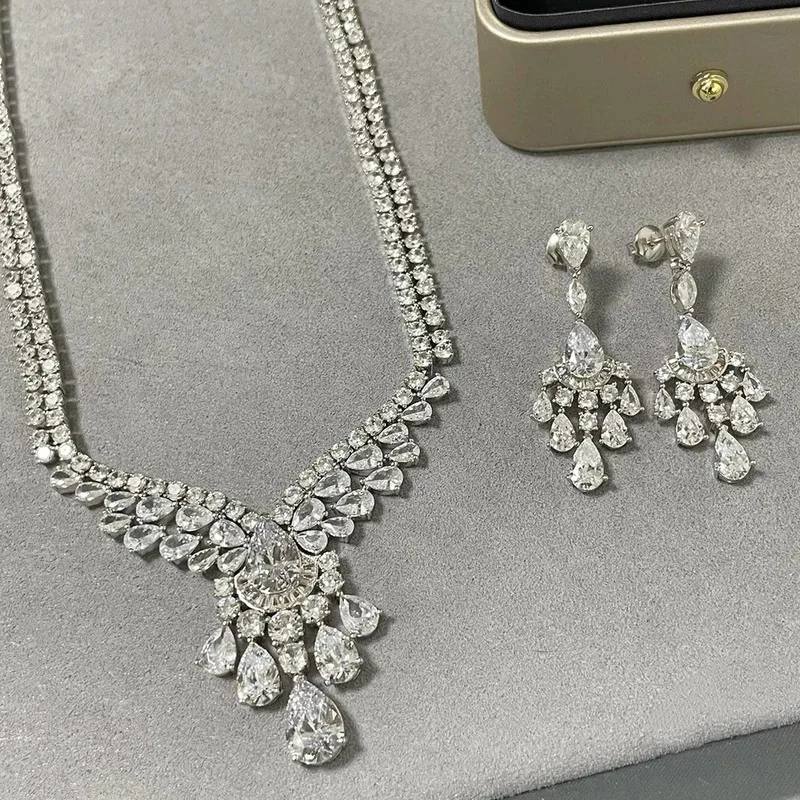 

Ювелирные изделия ROBOTZ из стерлингового серебра для женщин, свадебный комплект украшений с цветком и каплей воды, высококачественные серьги, ожерелье, ювелирные изделия для вечеринок