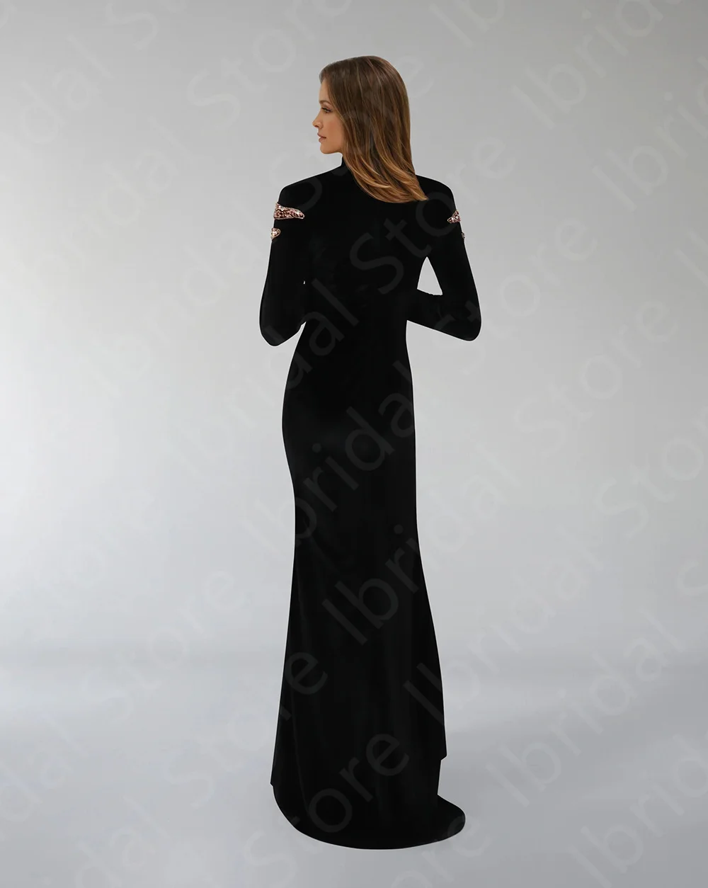 Customized Gorgeous Mother Dresses Mermaid Velvet Mother of the Bride Gowns Black Long Sleeves Wedding Party Dresses Side Split