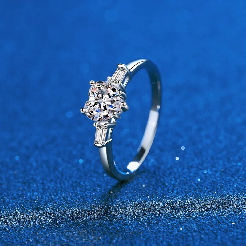

S925 Sterling Silver Heart Shaped Engagement Ring D Color Moissanite Eternity Wedding Band Stackable Promise Ring for Women