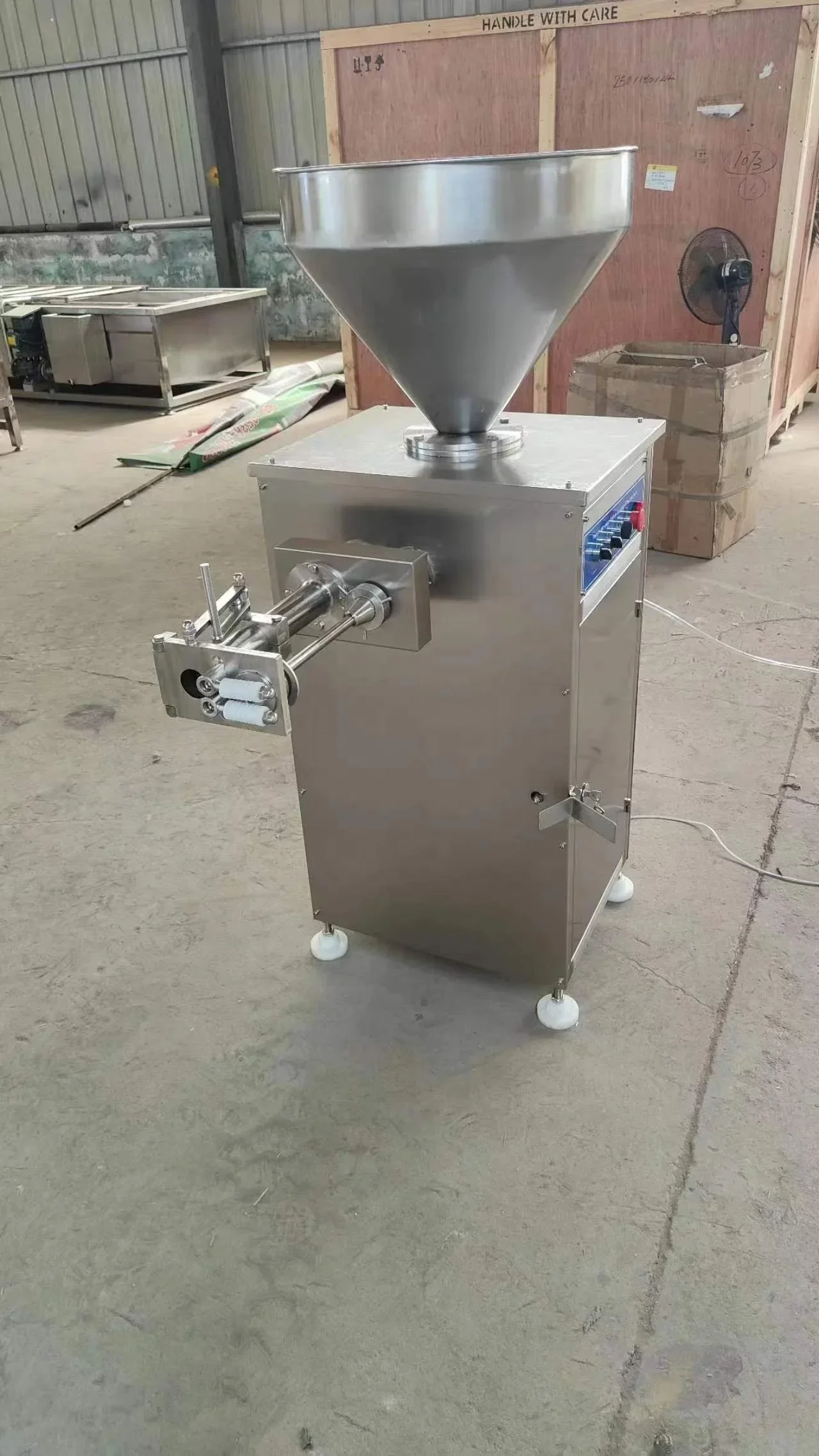 Automatic Sausage Stuffer Linker Meat Roll Machine Efficient Sausage Stuffing Device