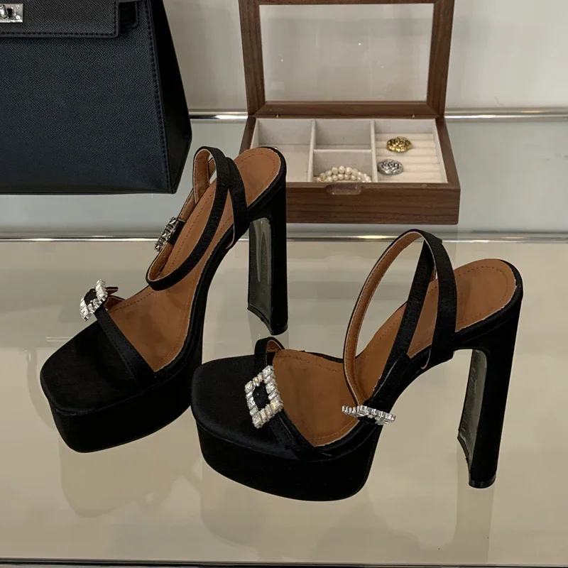 

2025 Summer Sexy Thick Bottom High Heels Platform Sandals For Women Fashion Open Toe Buckle Strap Wedding Banquet Stripper Shoes