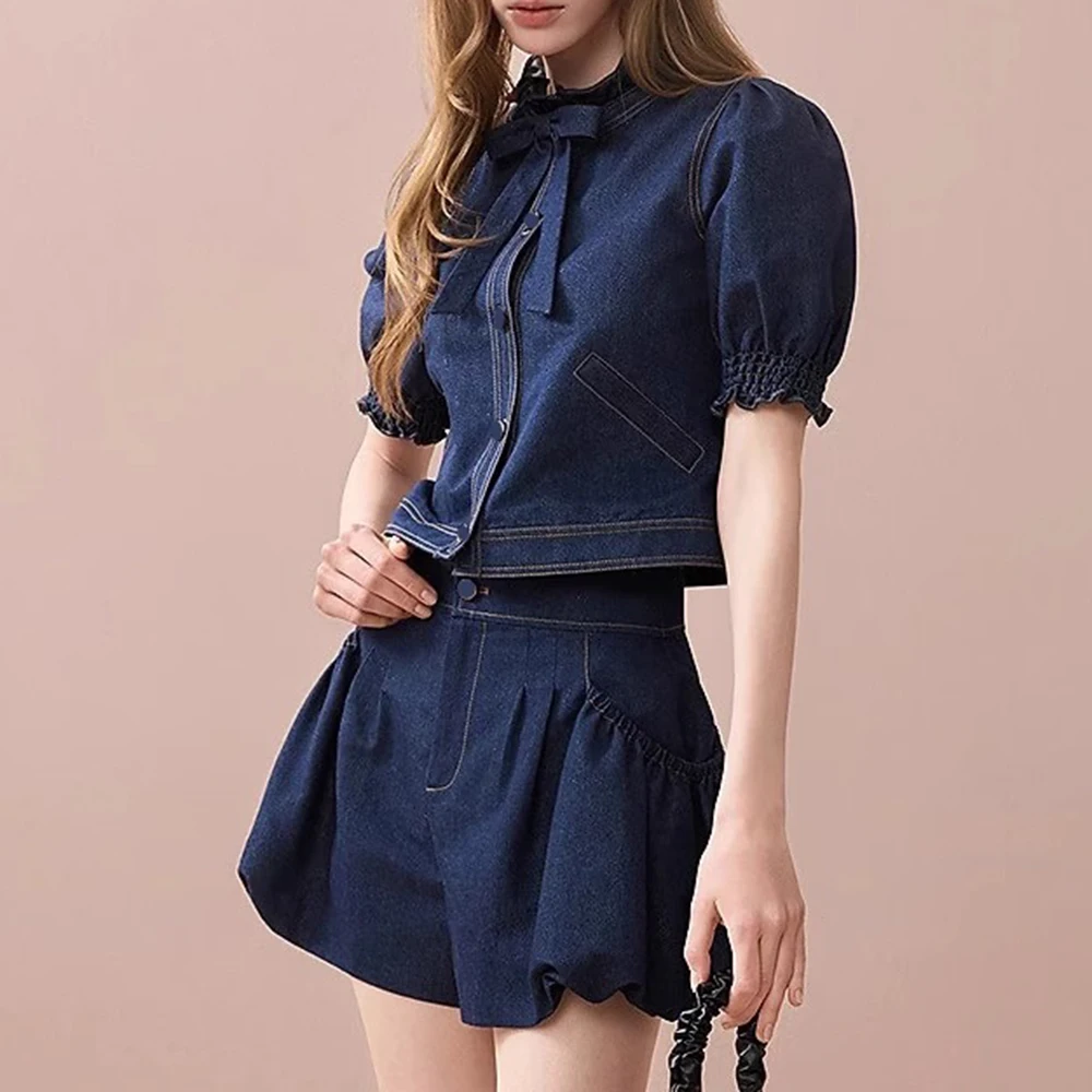 TWOTWINSTYLE الأزرق تقسم القوس قطعتين مجموعة الإناث الياقة المدورة قصيرة الأكمام سترة أنيقة المرأة فستان أطفال مع سروال داخلي الصيف موضة جديدة