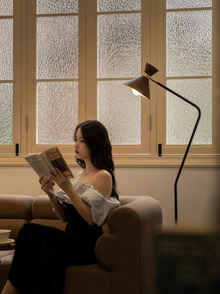 Living Room Atmosphere Vertical Bedroom Bedside Light Room Decoration LED Metal Wood Grain Standing Lighting