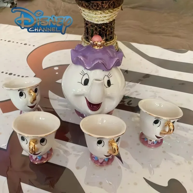 Disney: Beauty and the Beast - Mrs Potts Tea Pot and Chip Mug Gift Set Disney: Beauty and the Beast - Mrs Potts Tea Pot and Chip Mug Gift Set