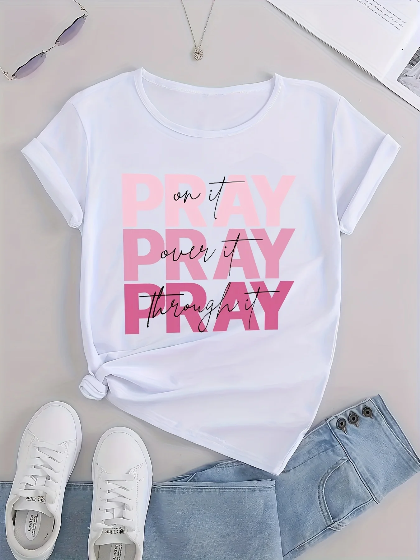 

Women's Graphic Sports Short Sleeve T-shirt - Colorful Letter Print Casual Slim Fit Top for Running and Summer