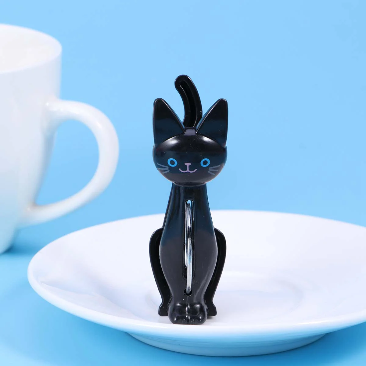 4Pcs Creative Plastic Clothespins Cartoon Cat Laundry Hanging Clothes Pegs Beach Towels Clips Household Sealing Clips (Black)