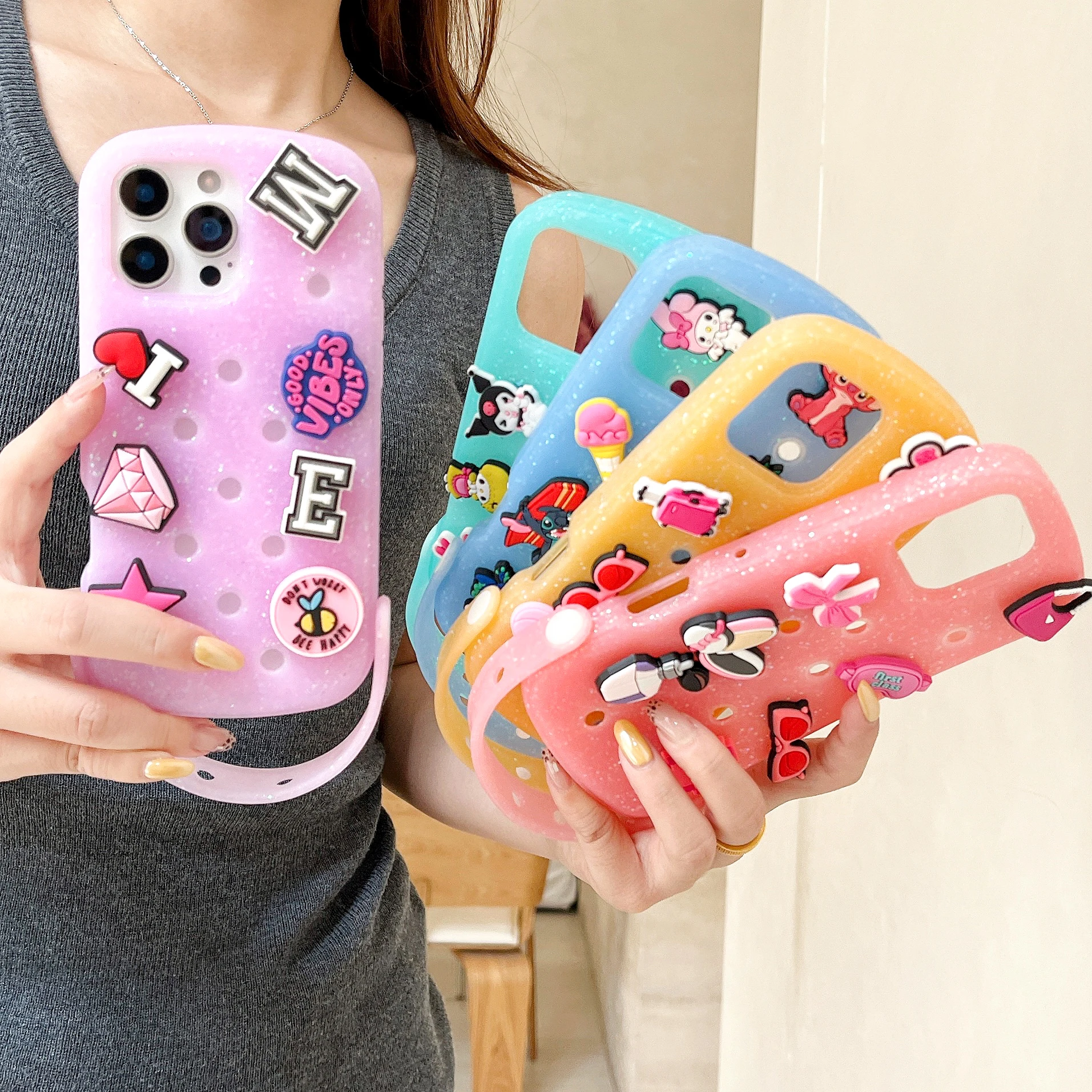 17 Pro Max 17 Air For Crocs Holes Design Shockproof Case for iPhone 16 15 14 13 12 Pro Max with Wrist Strap + Accessories Kit