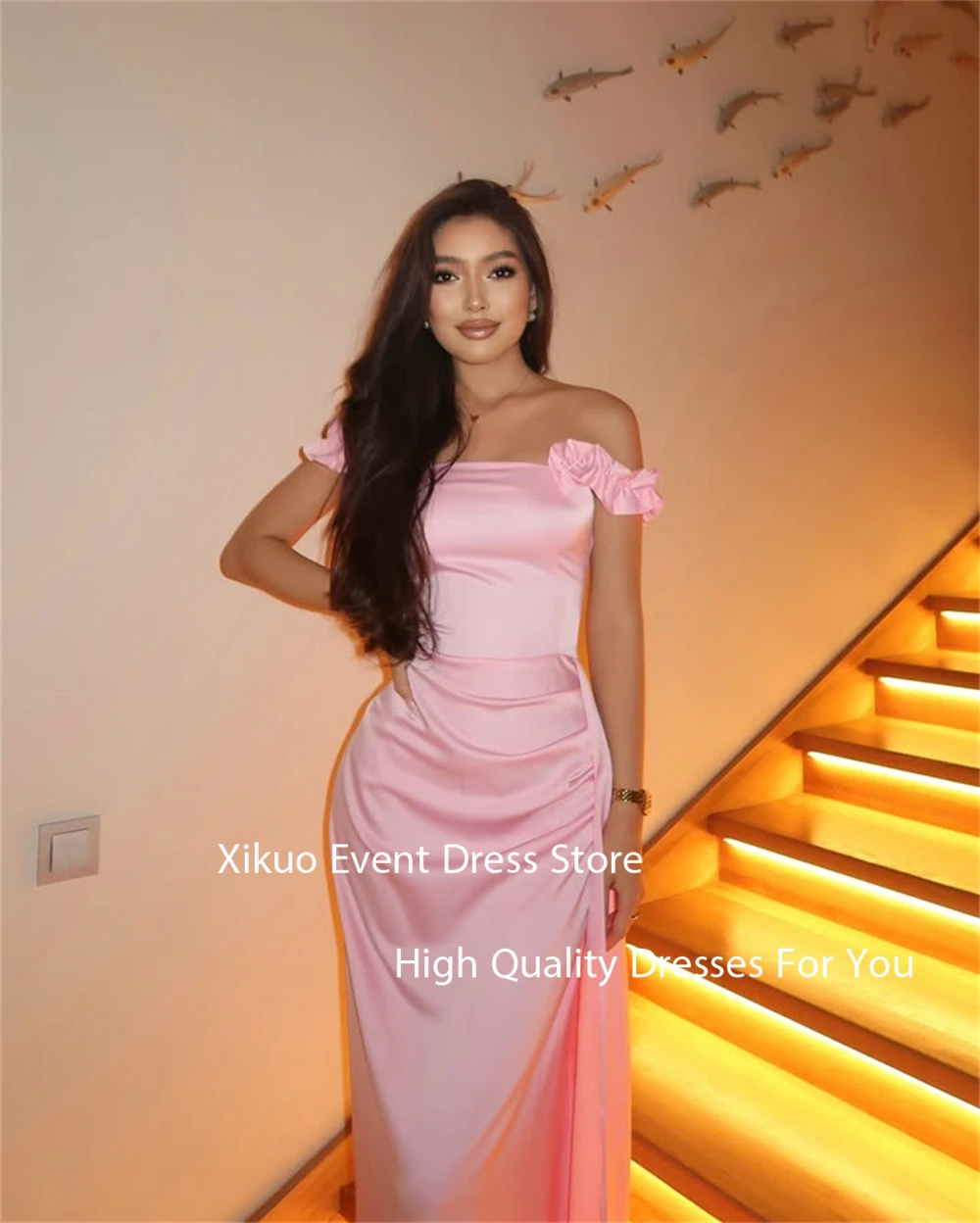 シクオ エレガント ピンク サテン レディース イブニングドレス オフショルダー ロング マーメイド プリーツ プロム パーティー ドレス カスタムメイド
