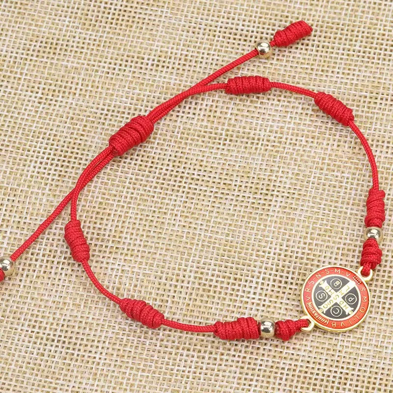 Pulsera Tejida de Cuerda Roja de San Benito, 1 Pieza, Accesorio de Moda Religiosa con Baño de Aceite, Pulsera de Aleación, Venta al por Mayor