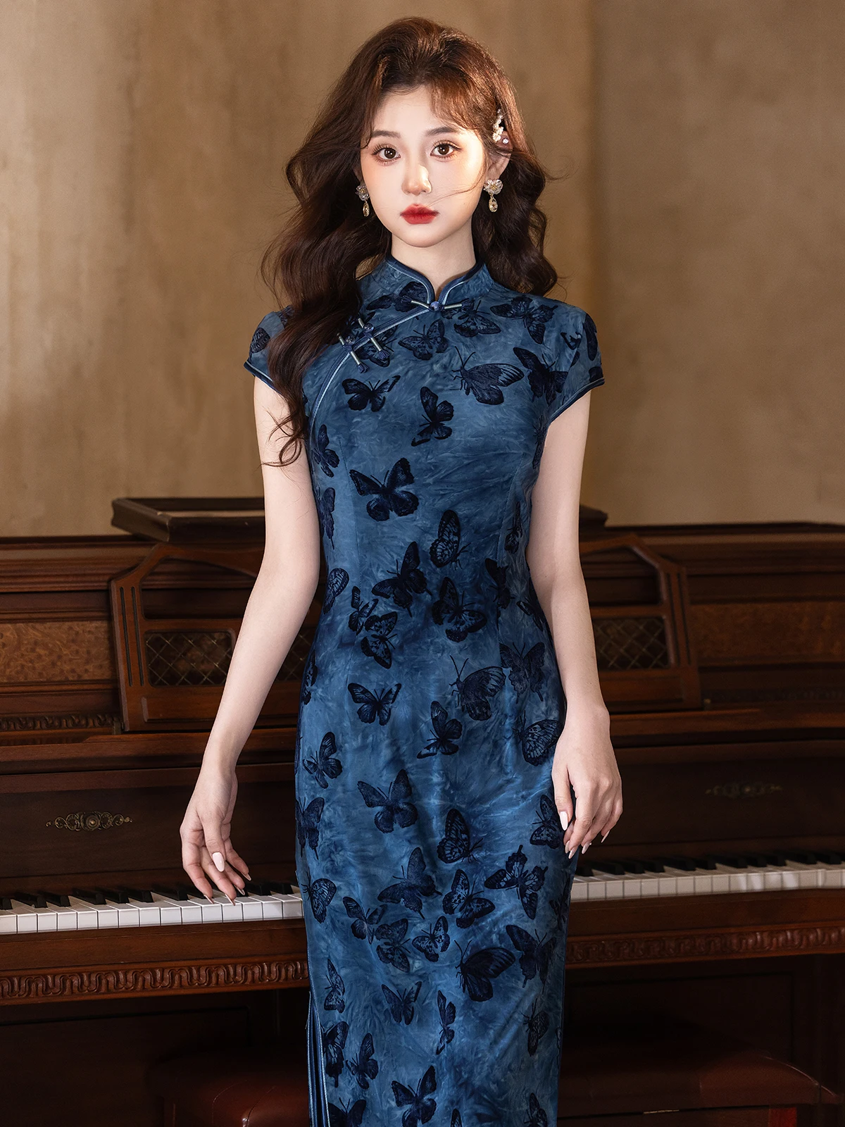 

Новое китайское платье-ципао из молочного шелка RuYun, велюровое, с растительным узором, повседневное, с коротким рукавом, высокоэластичное, легкое, весна-лето