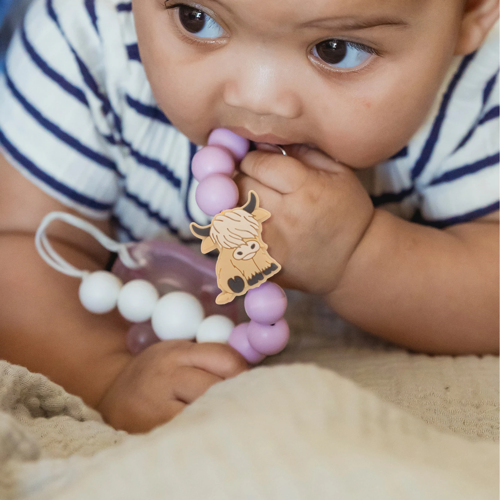 

10pcs Cow Shaped Silicone Beads Bulk DIY Accessories Baby Teething Necklace Bracelet Keychain Small Animal Spacer Beads