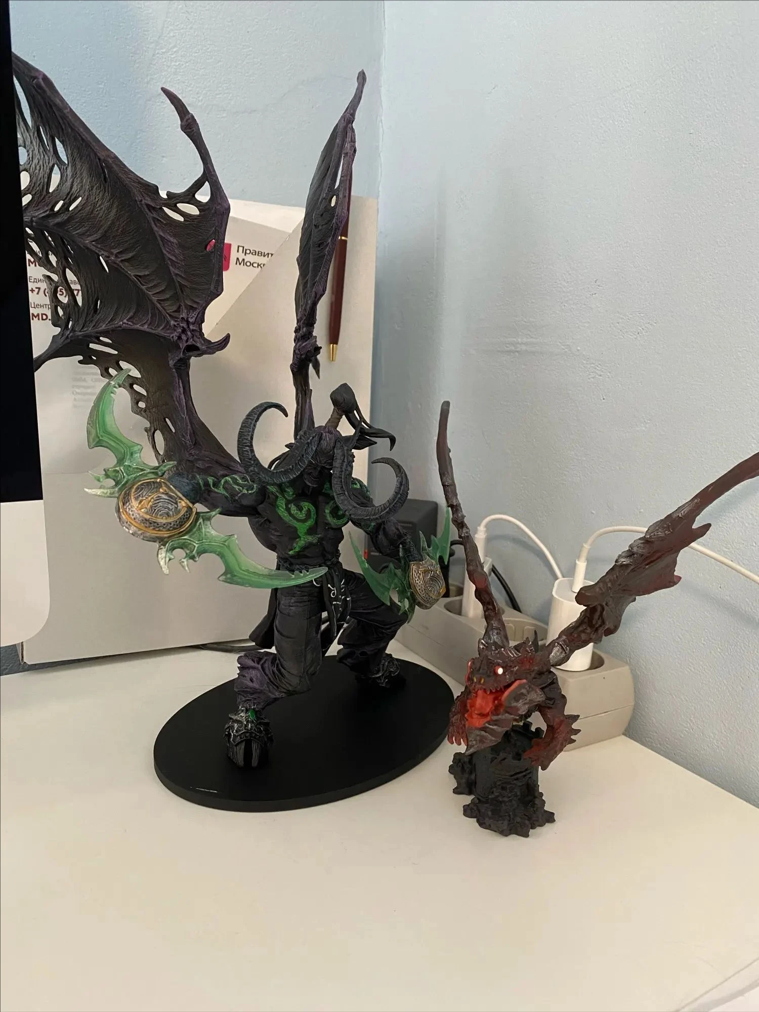 25 سنتيمتر تيار مستمر لعبة نجاح باهر شخصية شيطان هنتر illidan Stormrage عمل الشكل البلاستيكية تمثال تحصيل نموذج الاطفال دمى هدايا ديلوكس محاصر
