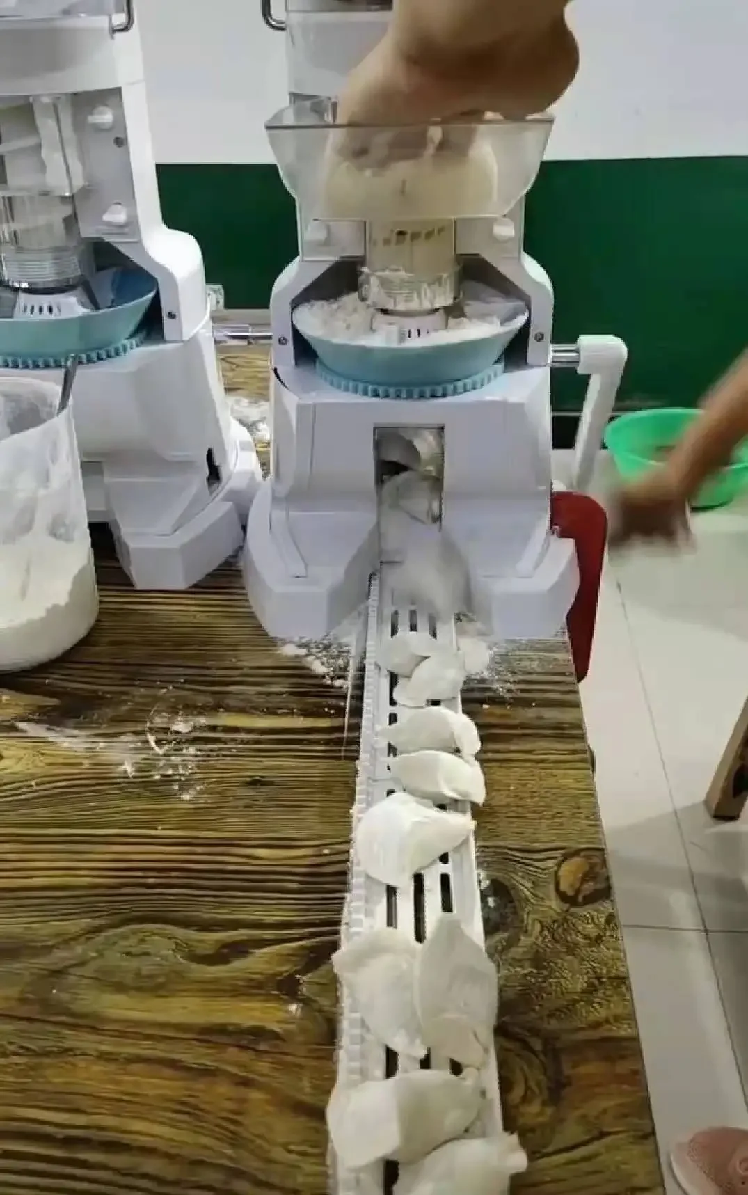 Máquina Manual Pequeno Dumpling Maker, Dumpling Samosa Empanada