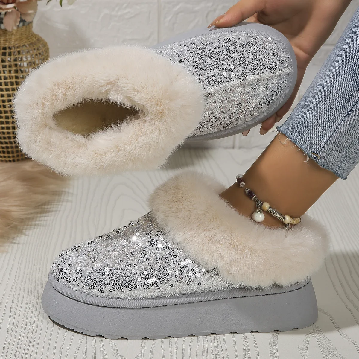 Ankle Snow Boots Women Winter 2024 New Fashion Shiny Fur Short Plush Warm Flats Slippers Platform Shoes Indoor Cotton Flip-Flops