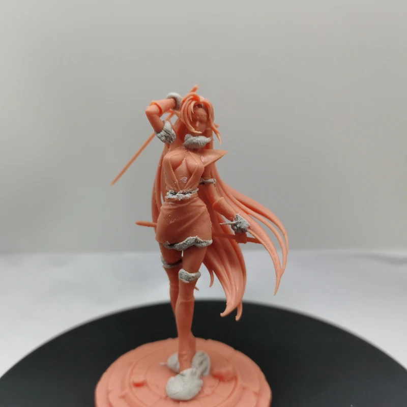 85mm 1/24 Scale Female Elf Holding A Knife Miniatures GK Diorama Statue Resin Figures Unassembled and Unpainted  Model Kit Toys