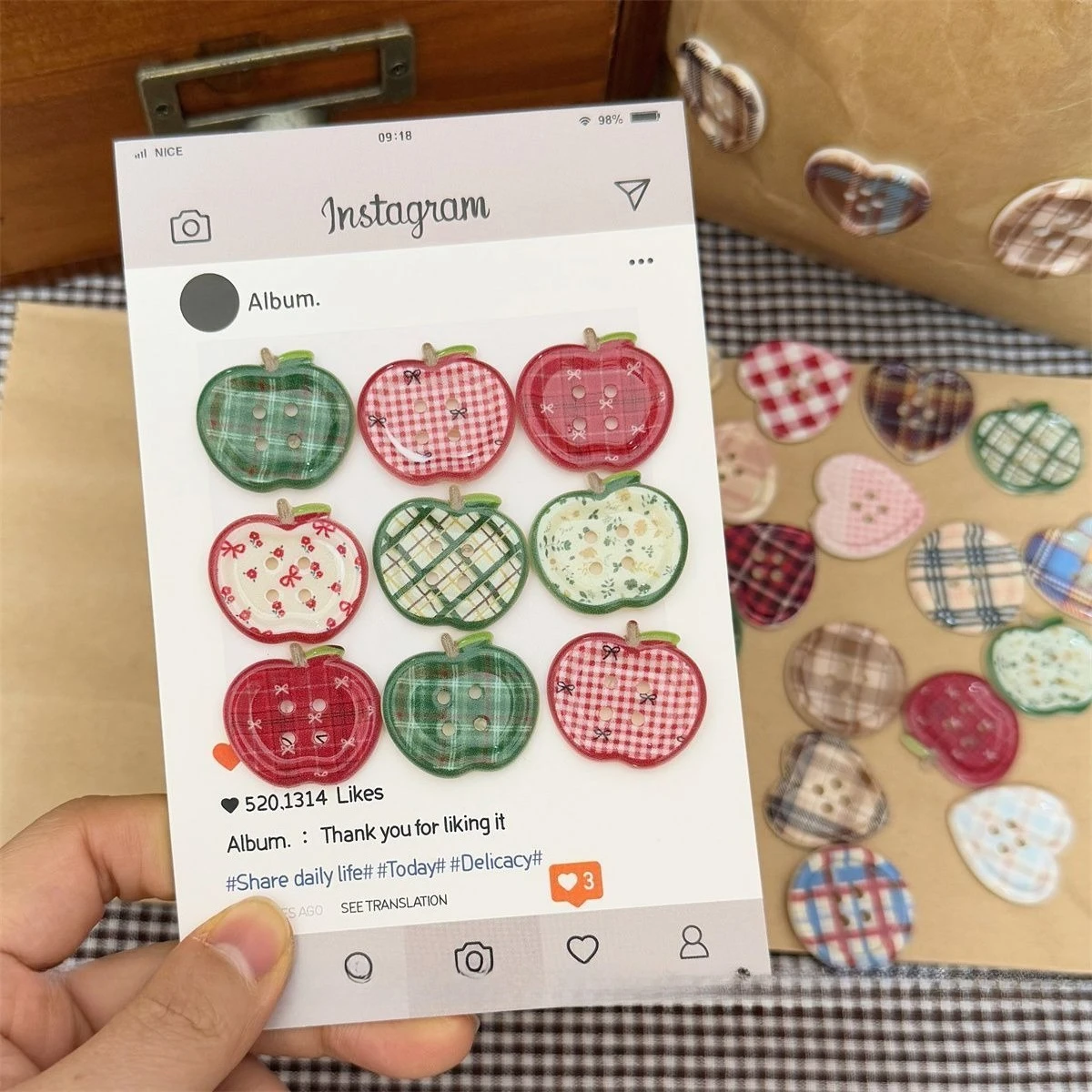 5/10 قطعة أزرار دائرة الحب التفاح اللطيفة الملونة منقوشة الكورية خمر DIY بها بنفسك مواد الديكور اليدوية الملابس والاكسسوارات #4