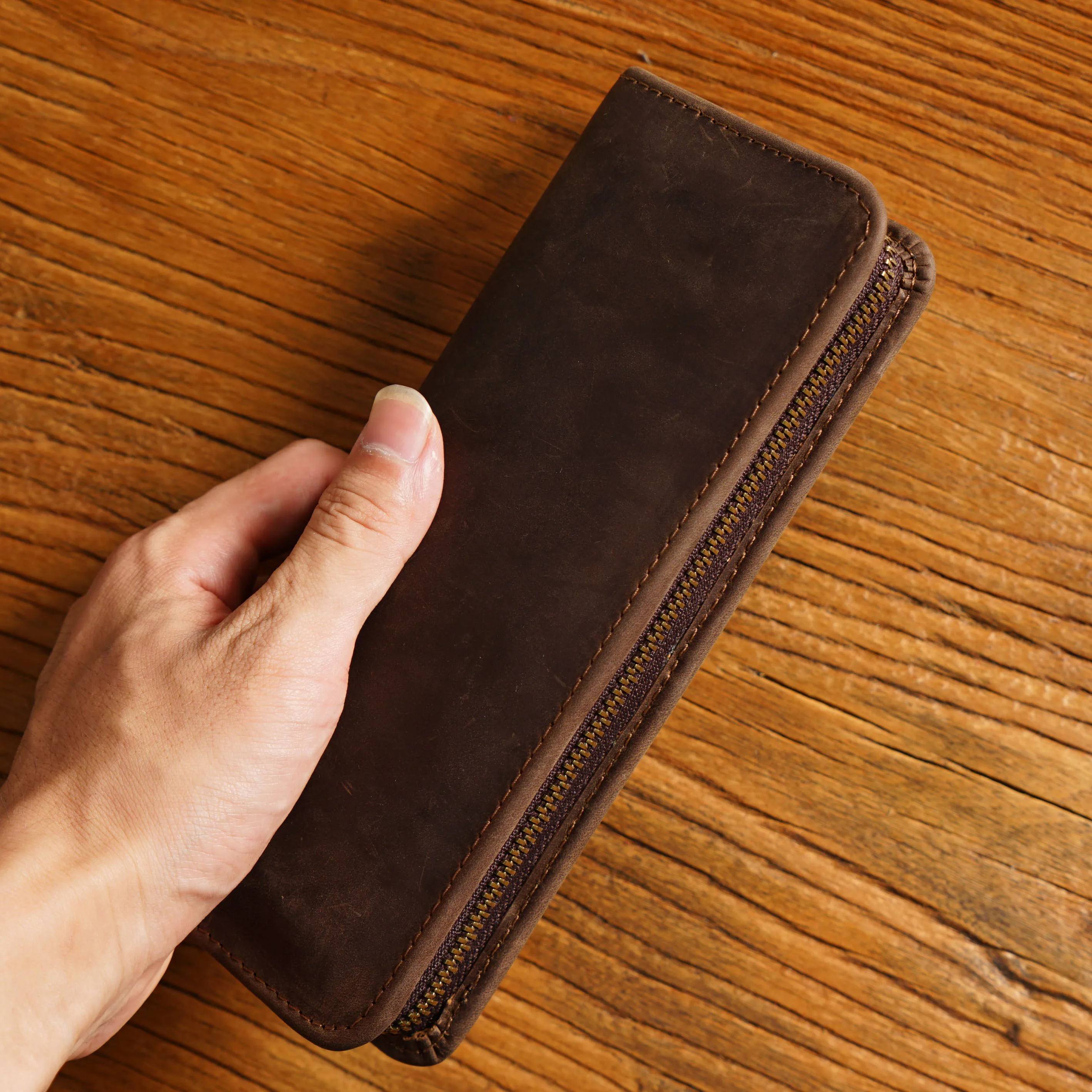 Autentyczne etui na długopisy ze skóry licowej w stylu vintage - skórzane etui z zamkiem błyskawicznym Crazy Horse, kreatywny piórnik z prawdziwej skóry bydlęcej — zdjęcie produktu 6