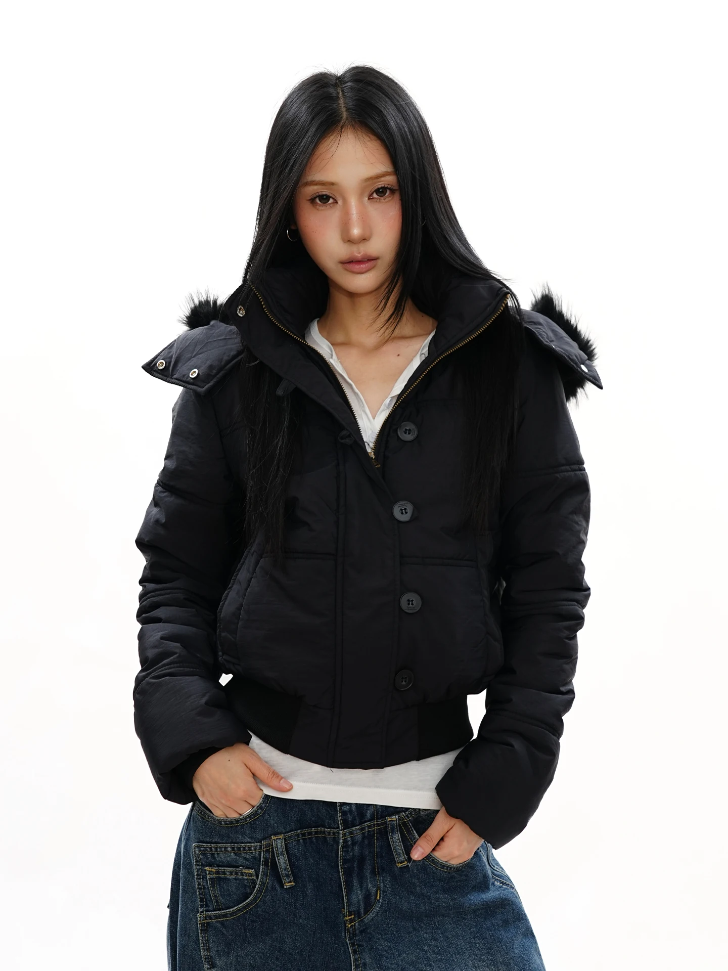 

Женская утепленная зимняя хлопковая куртка S3T5 с меховым воротником, коротким рукавом, приталенным силуэтом и теплым утеплением