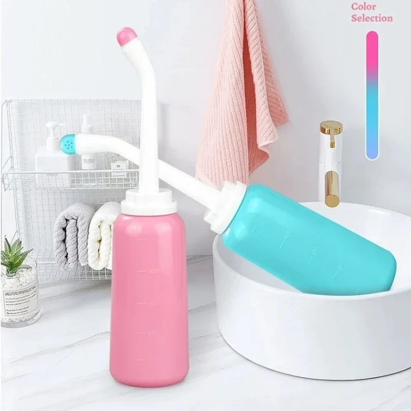 500ml Portable Bidet Spray Bottle Handheld Travel Hygiene Solution On-the-Go Wash Bottle Convenient Post-Surgery Cleanser