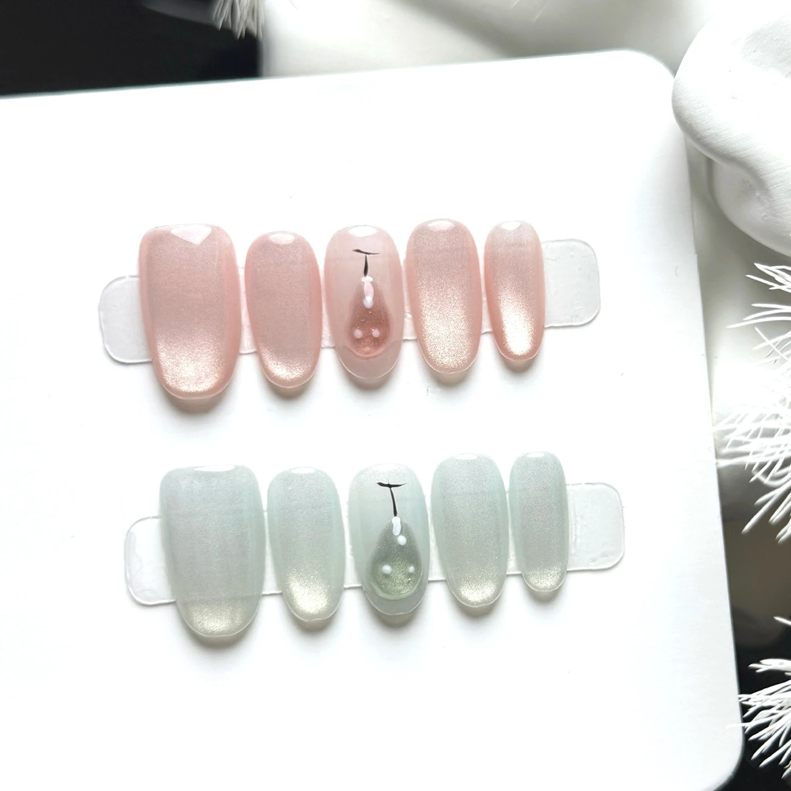 10pcs Almond Handmade Press On Nails Women's Green Pink Velvet Cat's Eye False Nails Short Oval Jelly Gel Manicure Kit Durable