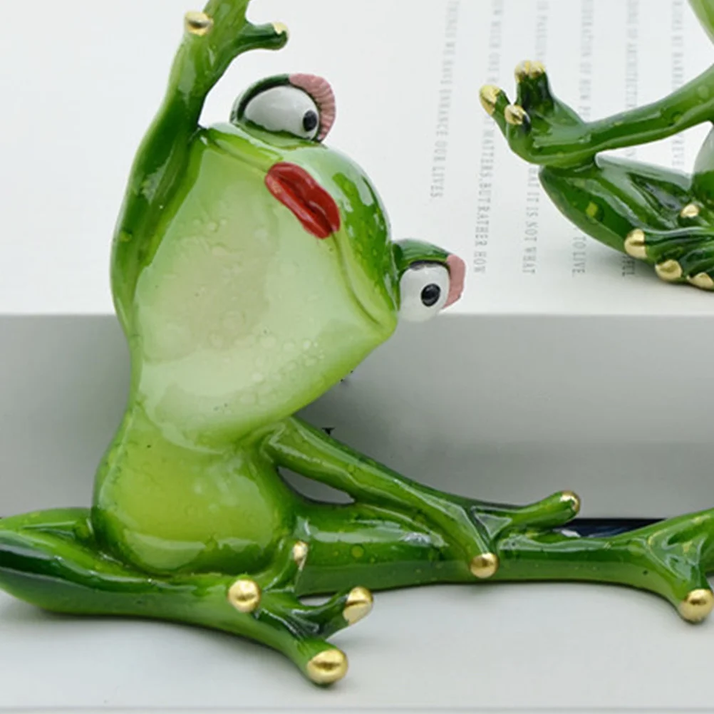 

Resin Yoga Frog Statue Decorative Craft for Indoor Outdoor Garden Vivid Sculpture Home Decor Frogs Statue for Garden