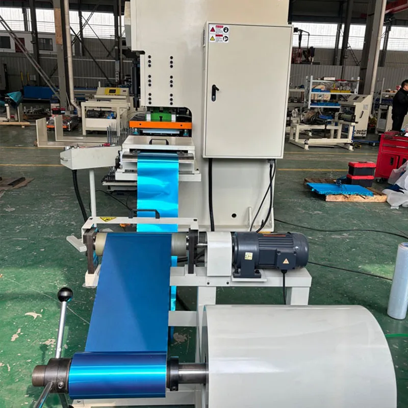 Verdampfer-Transformator-Kühler zur Herstellung von Wellpappe-Aluminium-Flossen-Pressformmaschinenlinie