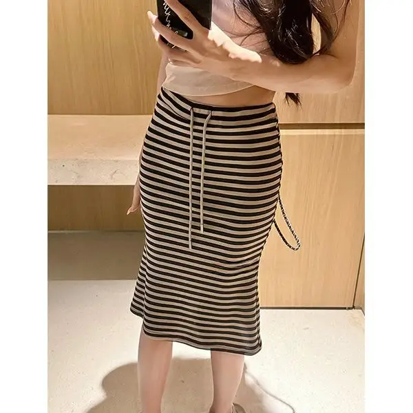 Versatile Knitted Striped Splicing Skirt Women's Summer New Temperament High Waist Strappy Straight Skirt