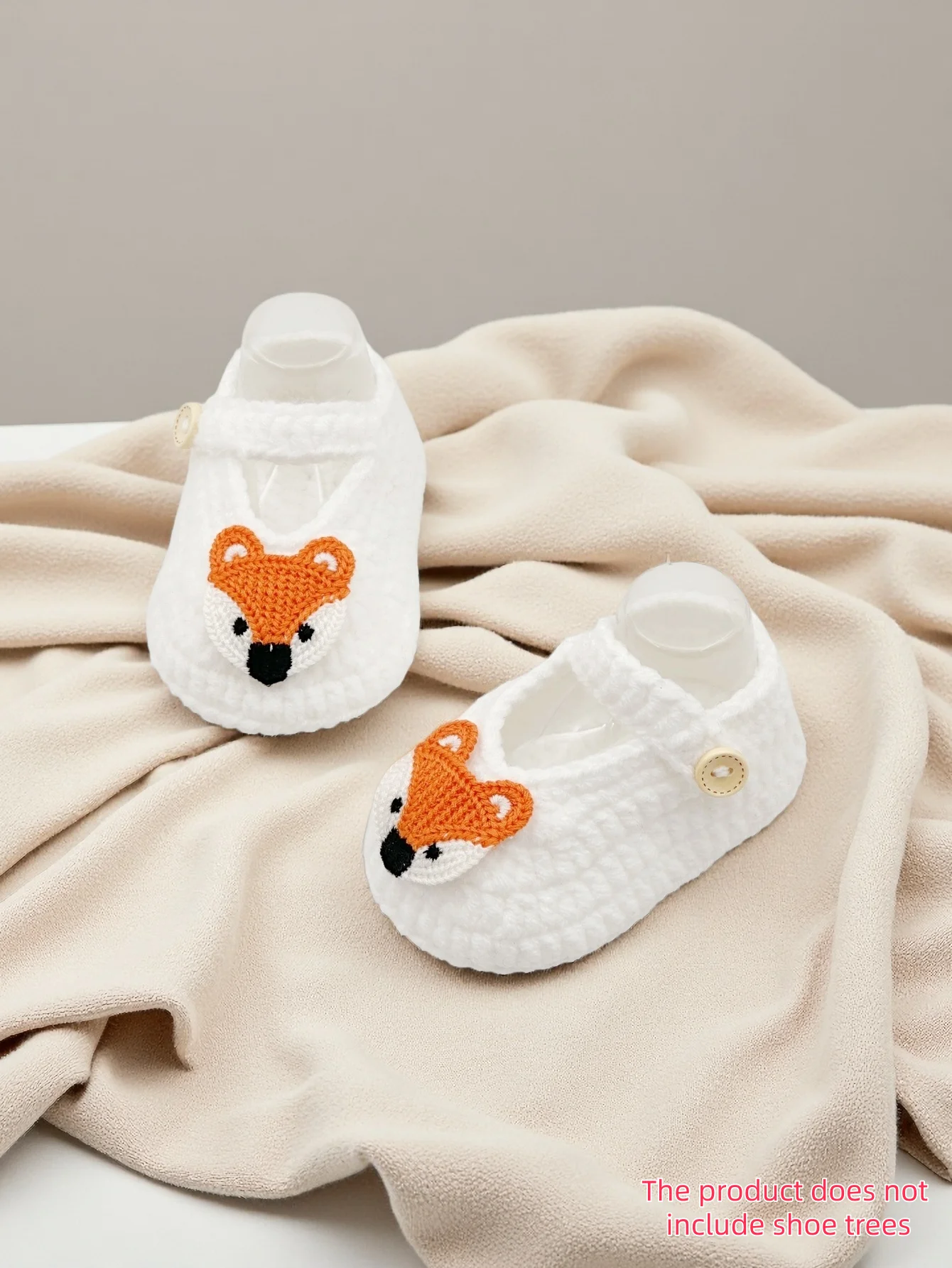

1 пара вязаных крючком пинетков с лисой, белые детские тапочки с оранжевым животным дизайном, мягкая обувь для первых ходунков ручной работы