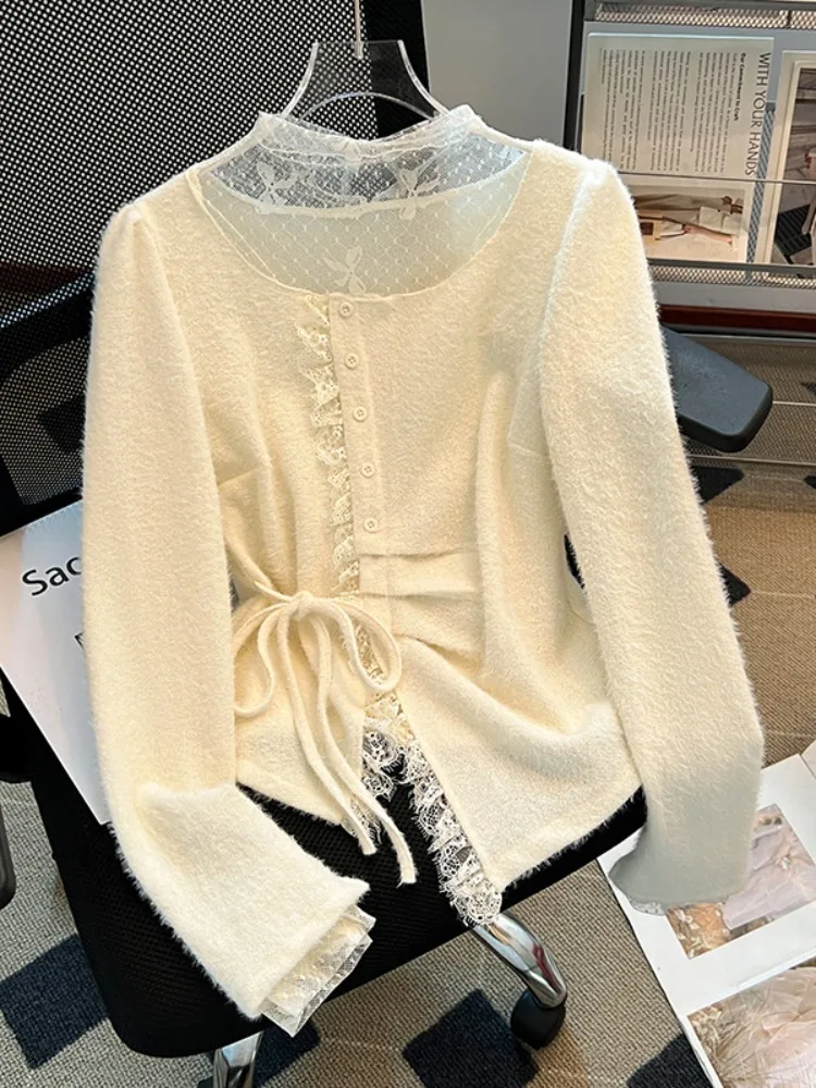 Women's Long Sleeve Knitted Lace Patchwork Waist Cinching Top Unique Beautiful Style Autumn Fashion Slimming Effect