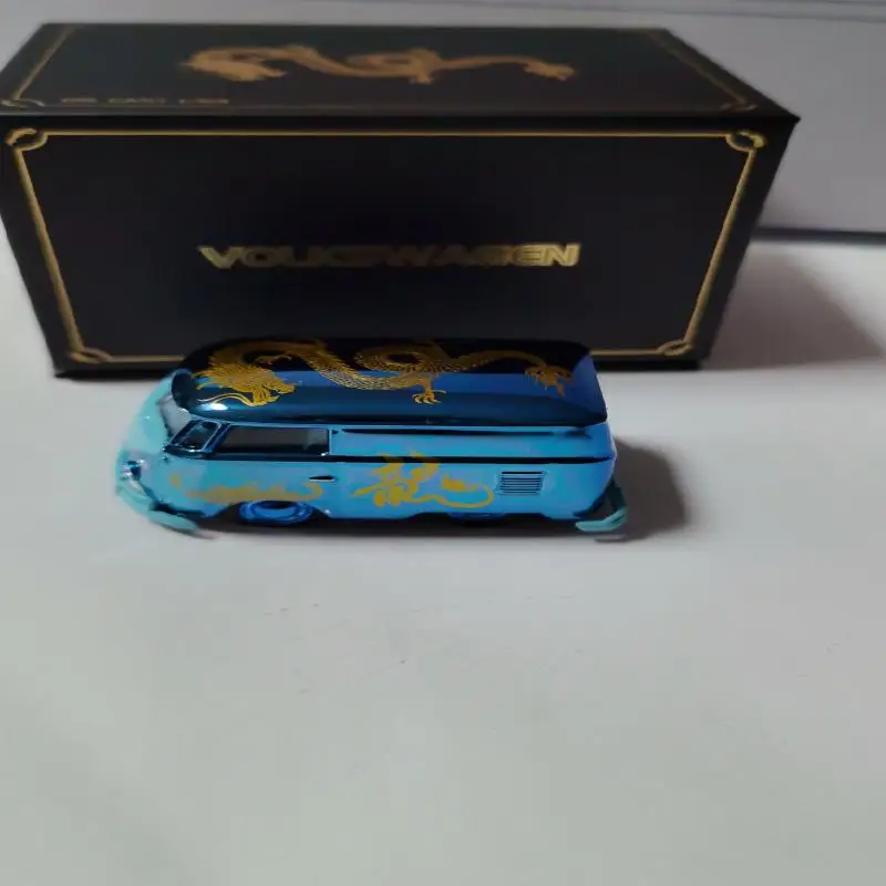 

HY Model 1:64 T1 Bus blue short axle mini version of the Year of the Dragon limited simulation alloy car model