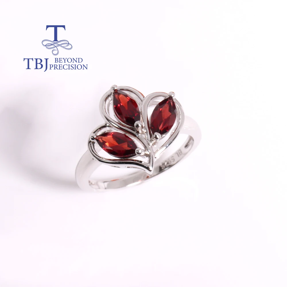 Beautiful Jewelry Leaf Design Natural Garnet Ring 925 sterling Silver fine jewelry for women and girls Daily wear jewelry