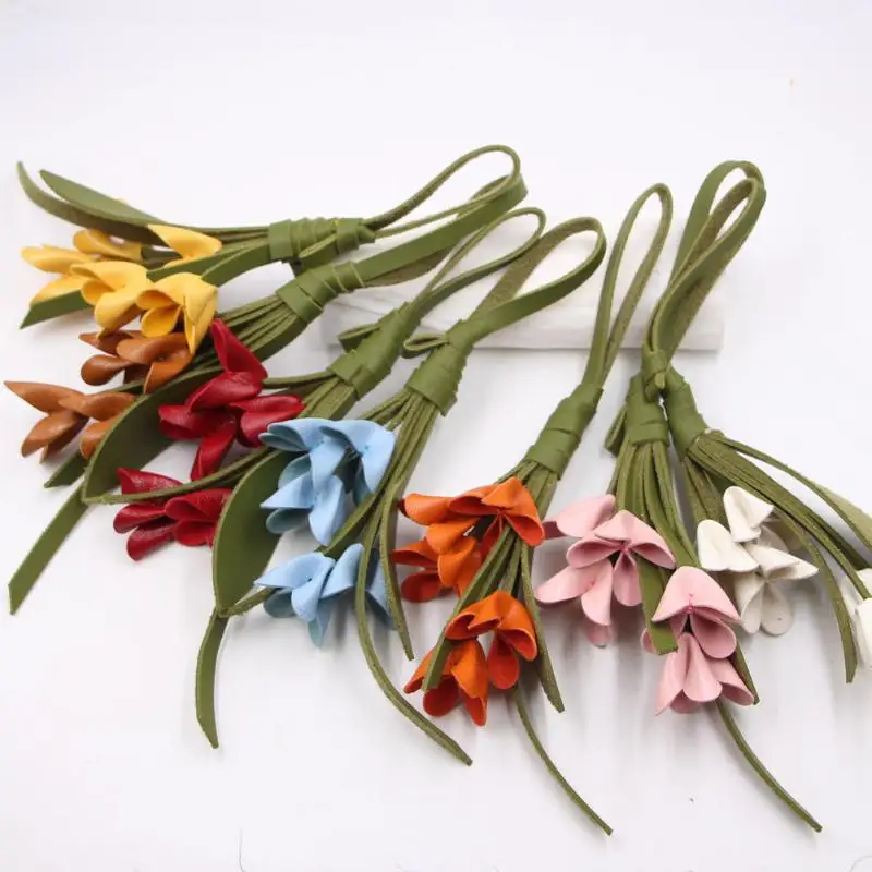 Niedlicher Osmanthus-Taschenanhänger, kreativer handgefertigter PU-Leder-Blumen-Schlüsselanhänger, modischer Cartoon-Taschenanhänger, Auto-Ornament – Detail 4