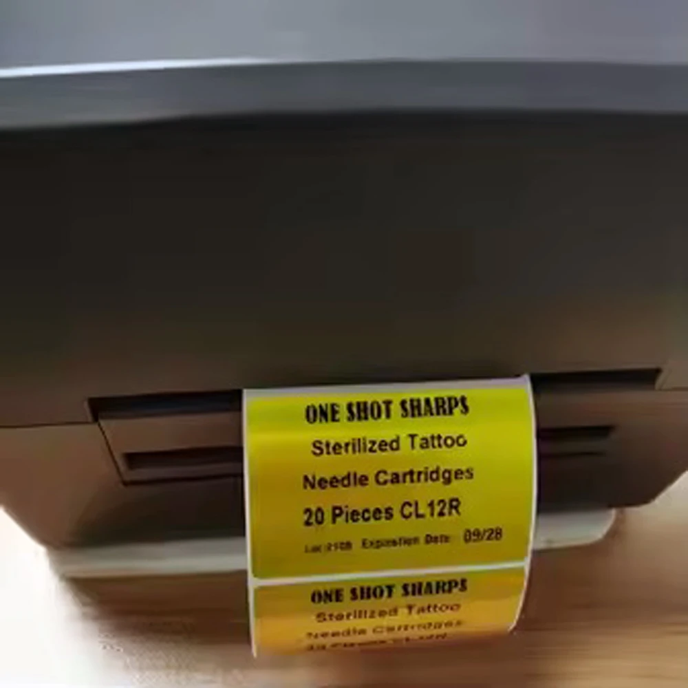 

Блестящая золотая бумага со штрих-кодом 40*30, пустая глянцевая золотая ПЭТ-самоклеящаяся устойчивая к разрыву яркая золотая этикетка для роскошной упаковки