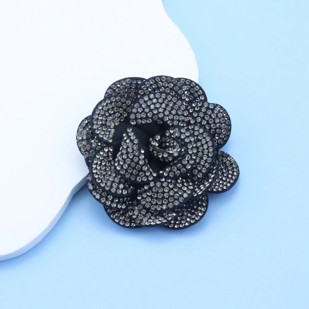 Niche Rhinestone Flower Brooch Wholesale Jewelry Accessories Multi-layer Suit Sweater Coat Brooch Fabric Lapel Pin Party