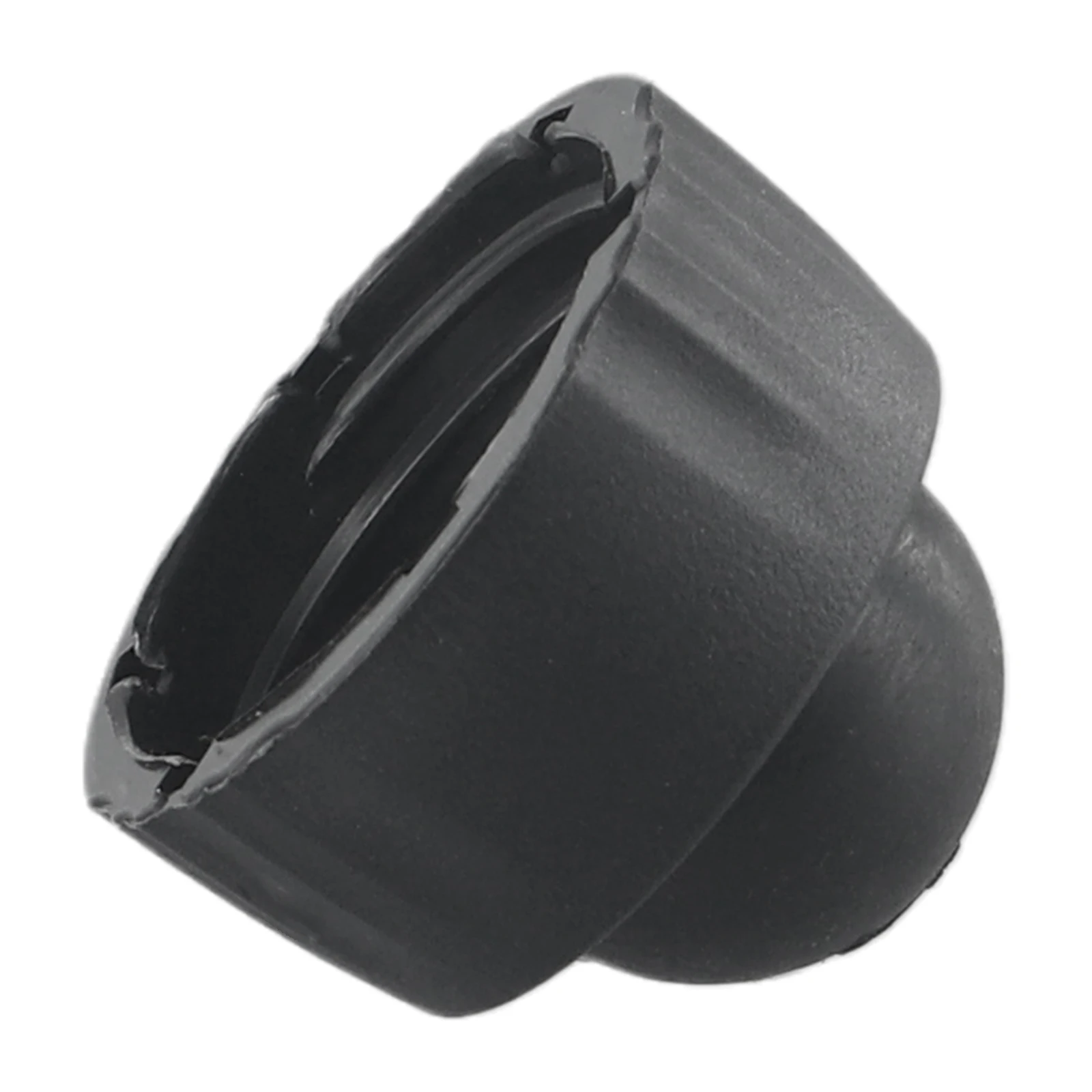 

Plastic Oil Tank Cap P540 P541 P542 P545 Replacement Solid Outdoor Power Equipment Chainsaw Parts High Quality