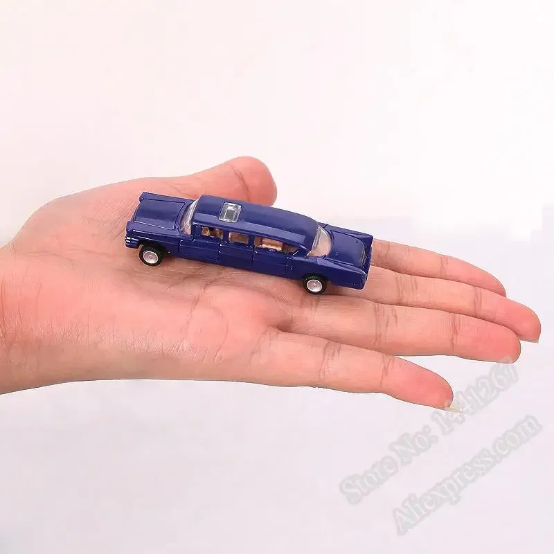 8PCS 1:87 4D Assemble Mini Long Car Stretch Limousines Deluxe Car Plastic Assemble Chevrolet Hummer Car Model Children Toys