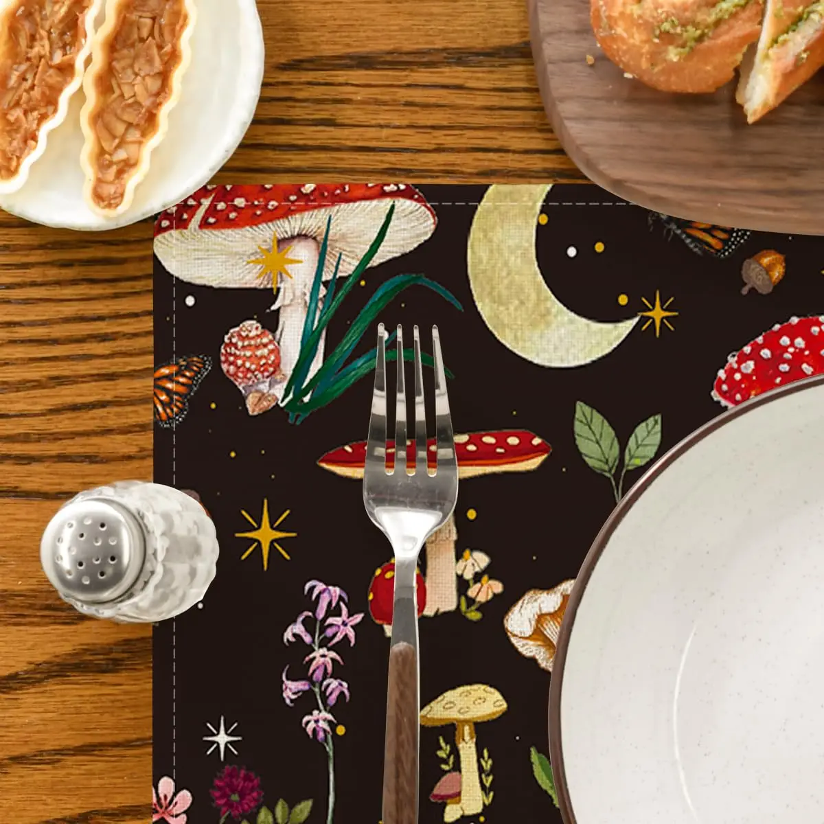 Black Mushroom Placemats Set of 4, 12x18 Inch, Seasonal Table Mats for Party, Kitchen and Dining Decoration