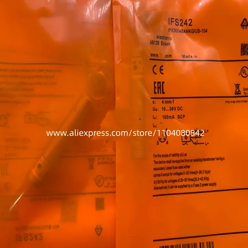 

3PCS New Proximity switch IFS240 IFS241 IFS242 IFS243 IFS244 IFS245 IFS246 IFS247 IFS248 IFS249