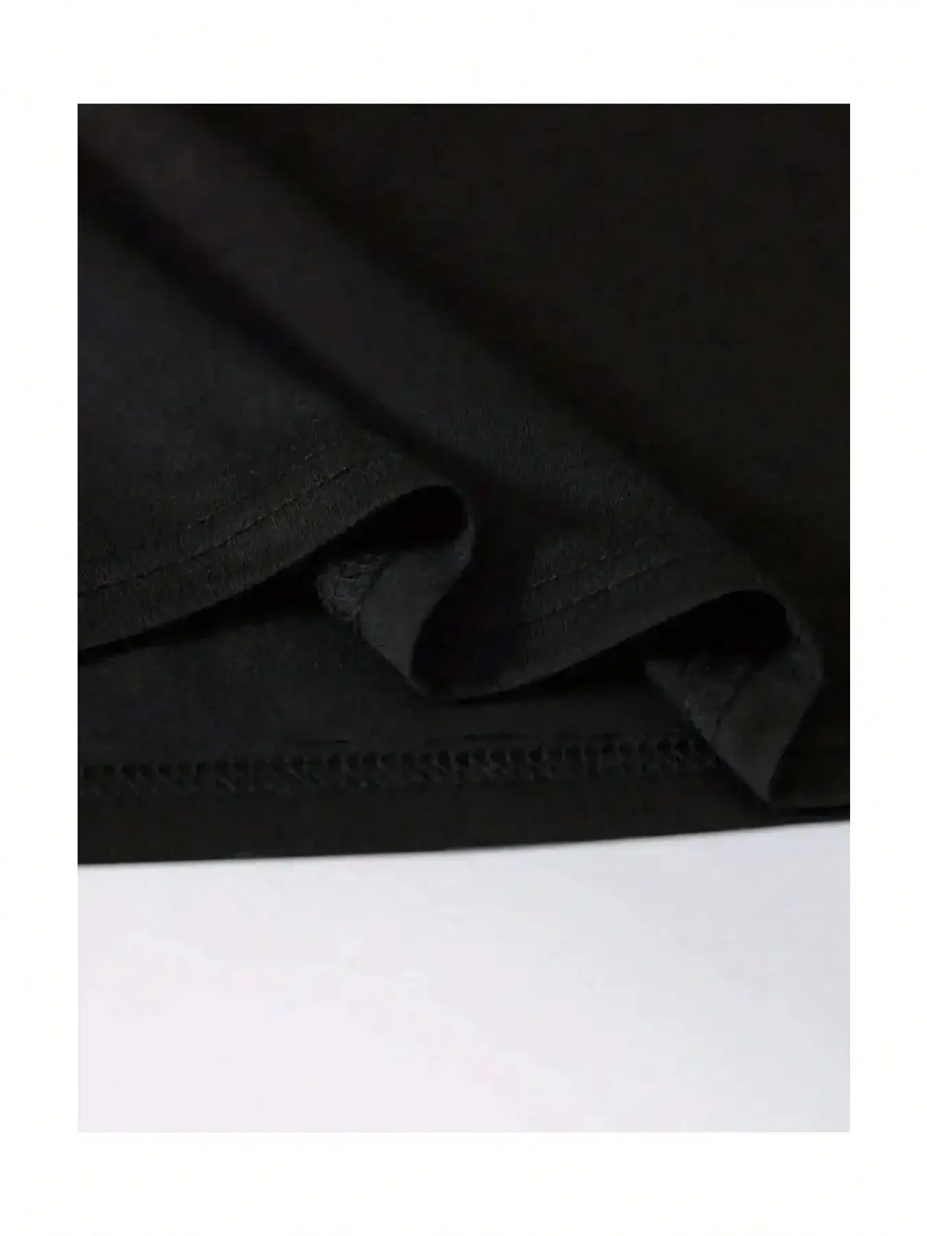 تي شيرت كوزمو من Dandy's World مصنوع من القطن فائق النعومة |    تي شيرت بأكمام قصيرة ورقبة دائرية مع طباعة شخصية كرتونية غريبة الأطوار