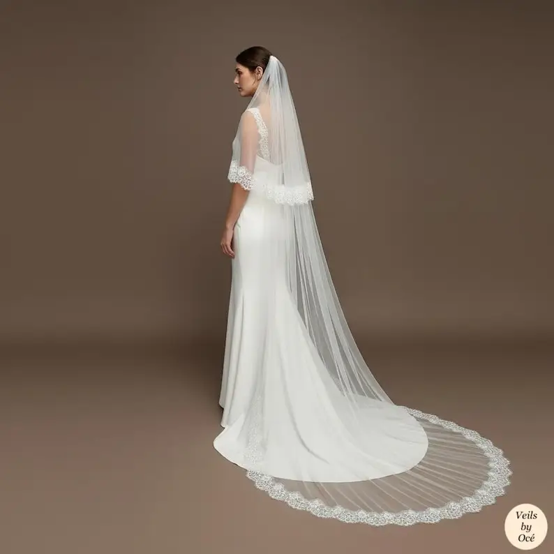 

Кружевная свадебная фата из мягкого тюля цвета слоновой кости, двухслойная, с гребнем-блеснером, на заказ (длина и стиль), принимаем оптовые заказы