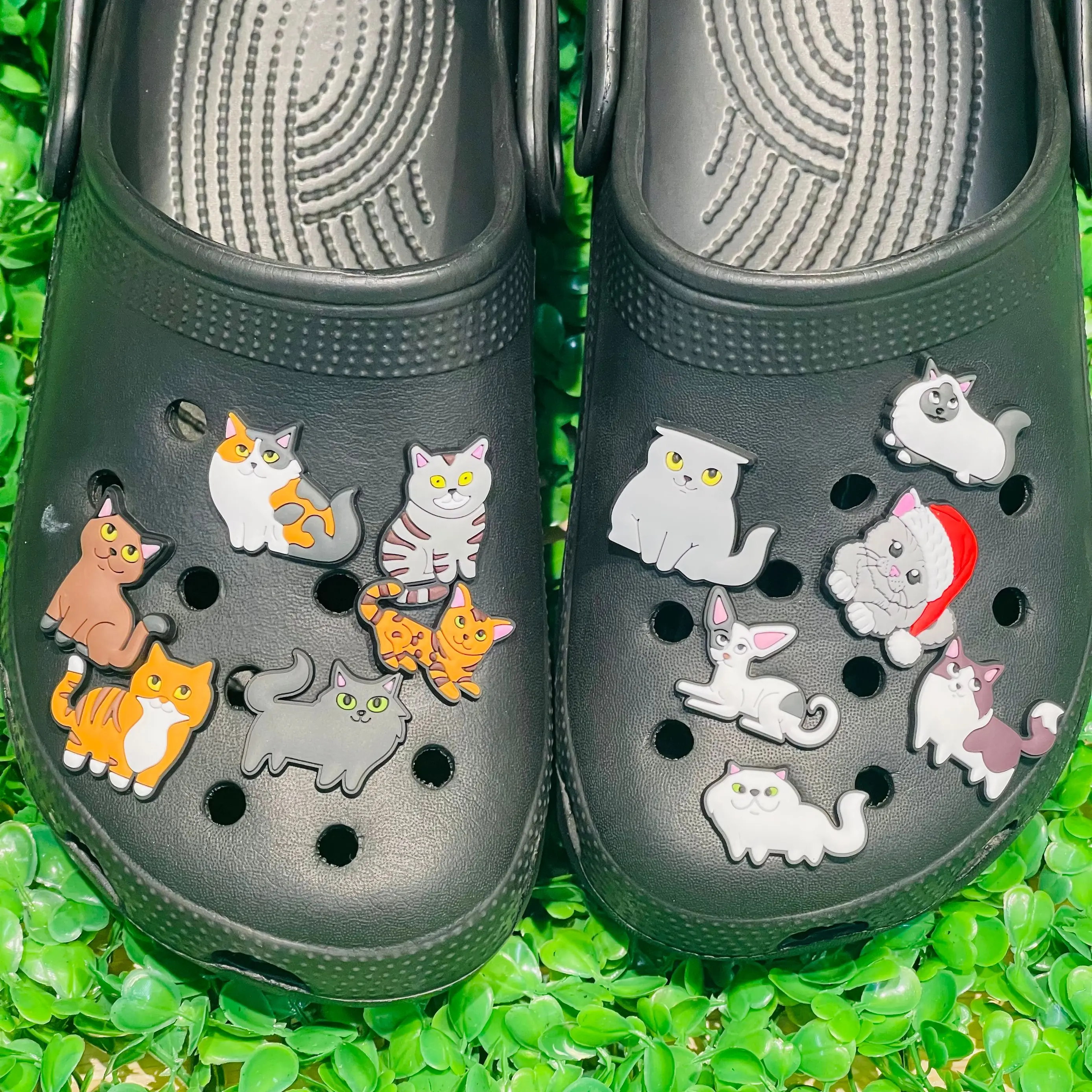 12Pcs Cartoon Cat Series PVC Shoe Charms For Clogs Pins Hole Shoes Ornaments Sandals Accessories DIY Bracelets Holiday Present