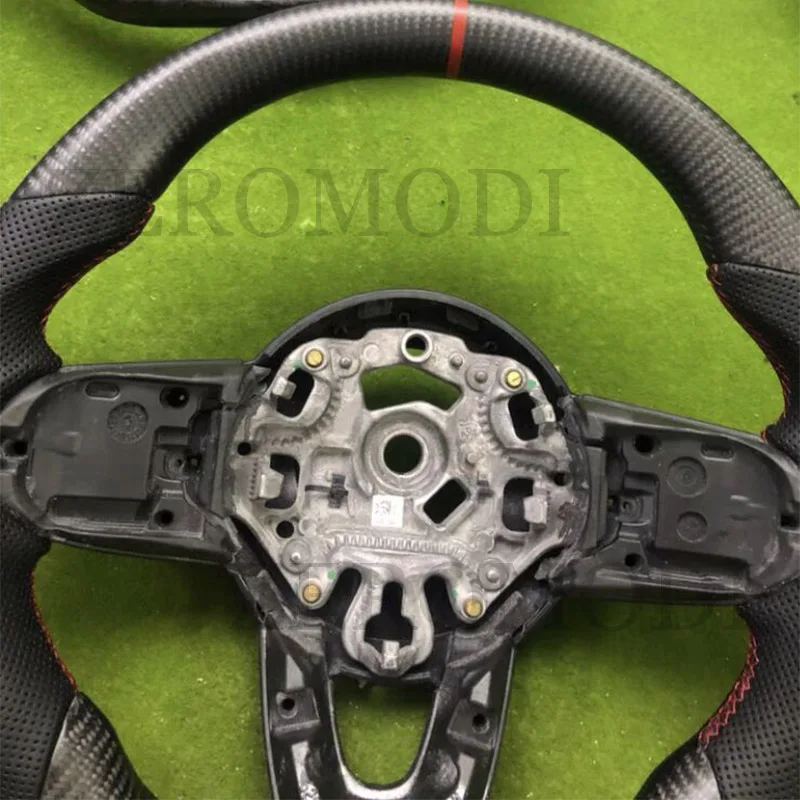 Custom Carbon Fiber Steering Wheel For BMW Mini Cooper F55 F56 F57 S JCW Mk3 2014 2015 2016 2017 2018