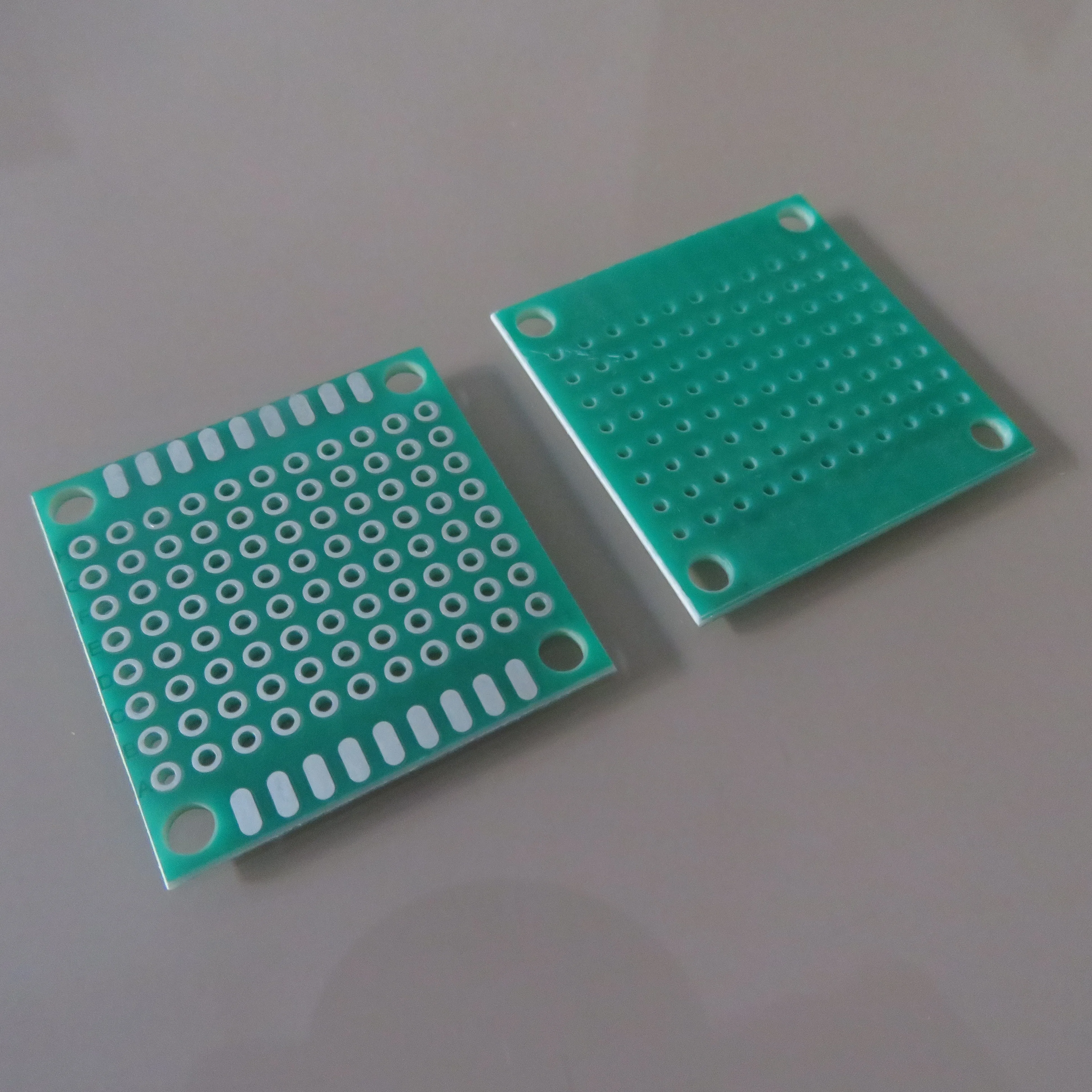 50pcs 3x3cm Single Side Fiberglass mini Matrix Printed PCB Circuit Board Platine