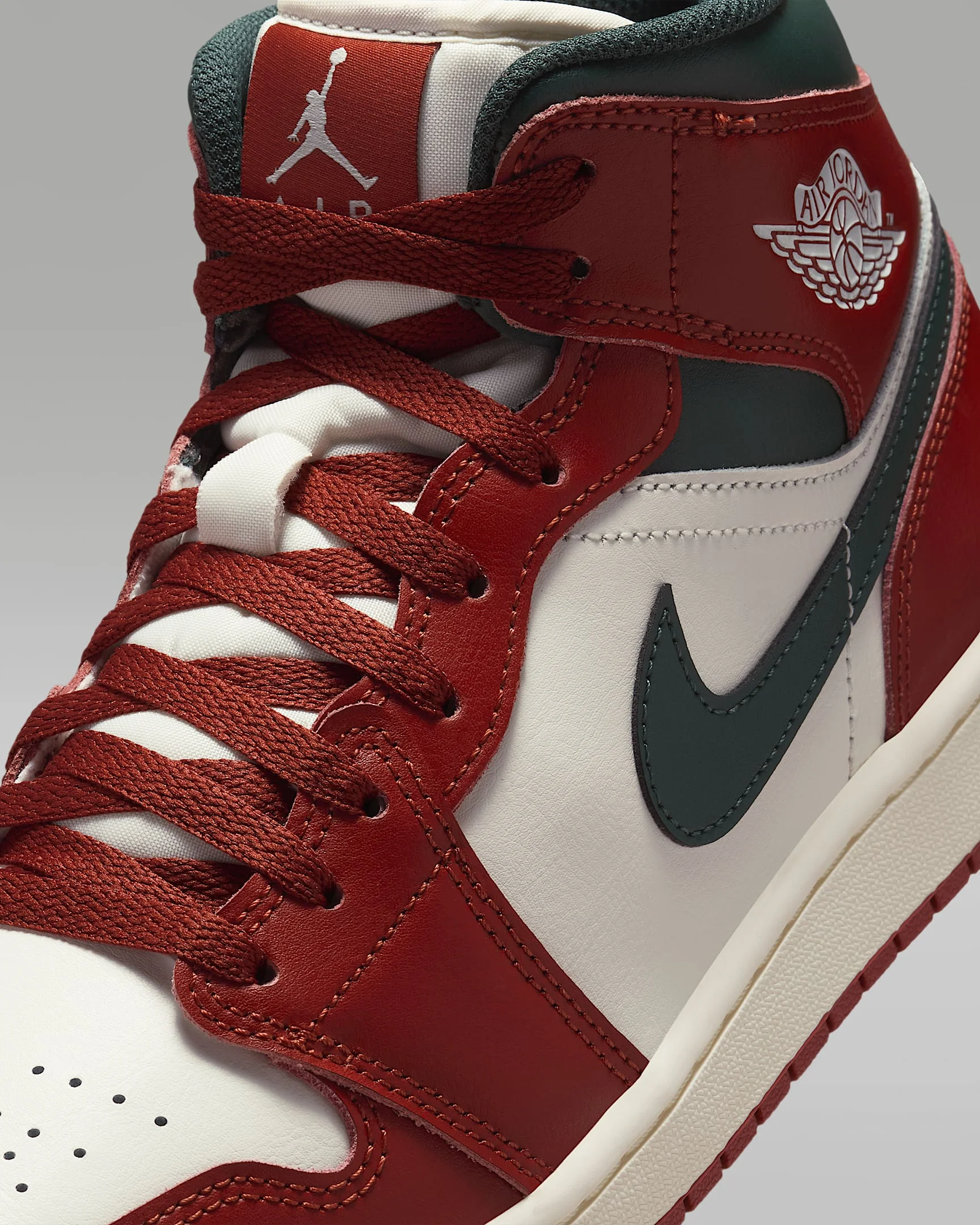 Jordan Air Jordan 1 Classic Versatile Retro Mid-Cut Basketball Shoe DQ8426-105 view 6